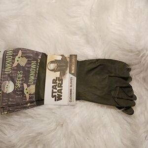STAR WARS' THE MANDALORIAN LATEX CLEANING GLOVES FEAUTURES UNKNOWN SPECIES GROGU